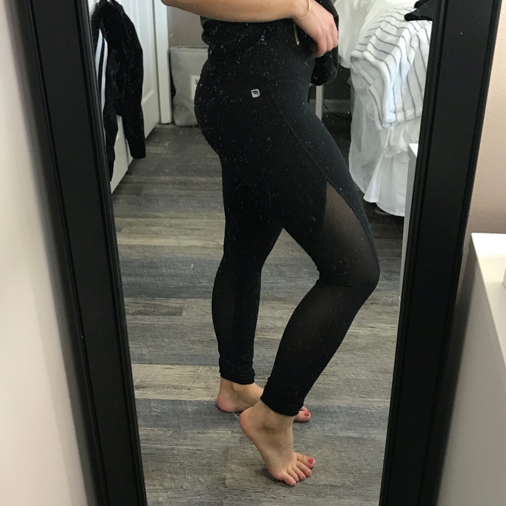 Fabletics Mesh Side Leggings NWOT